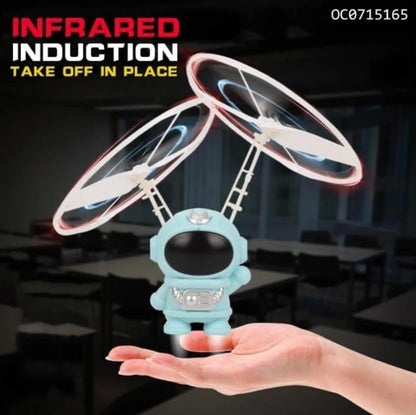 URBANNEST™ Flying Spaceman Toy For Kids